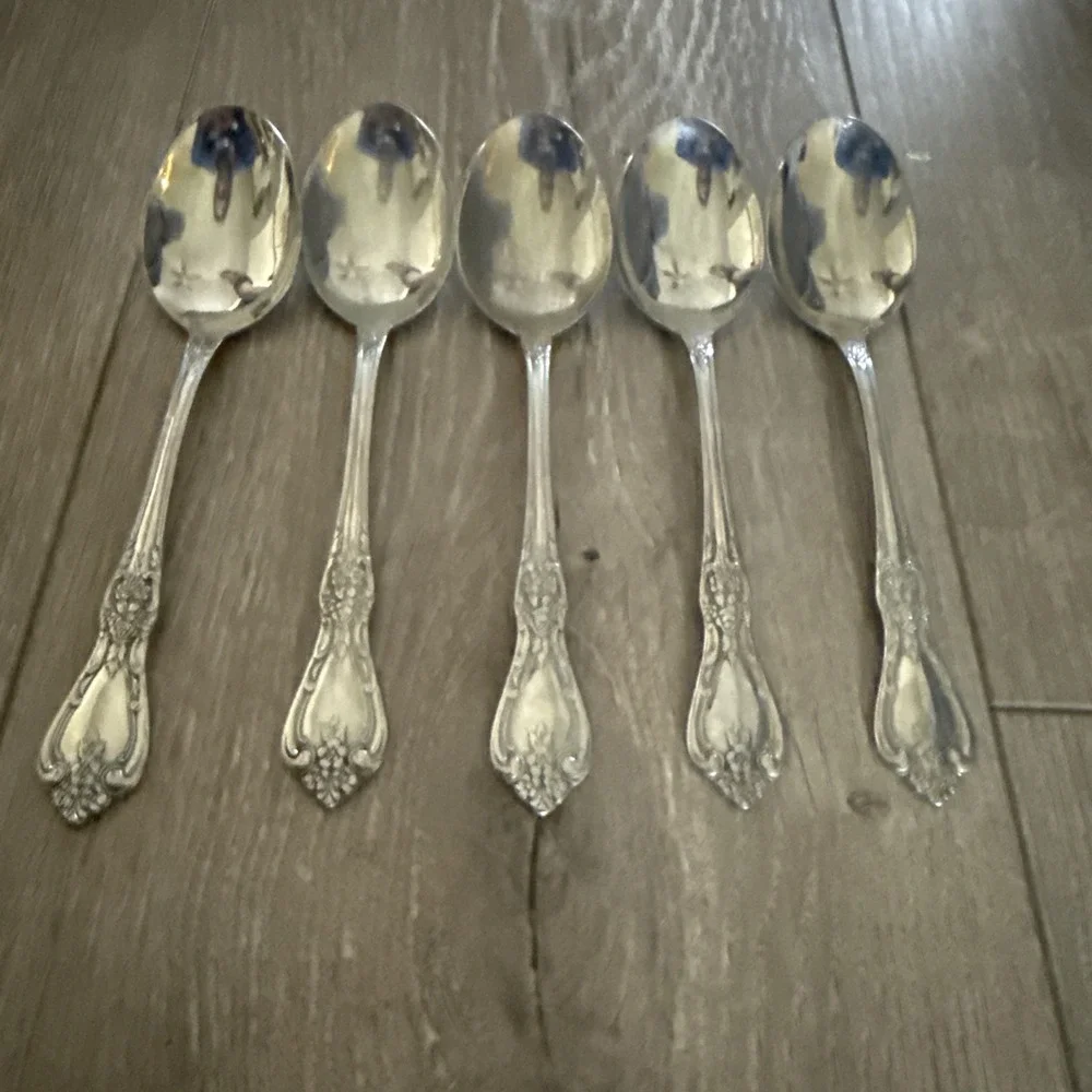 5 PCs Oneida KENNETT SQUARE Stainless Oval Place Soup Spoons Distinction‎ Deluxe